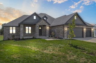 1984 North Alysheba Court, Springfield, MO 65802