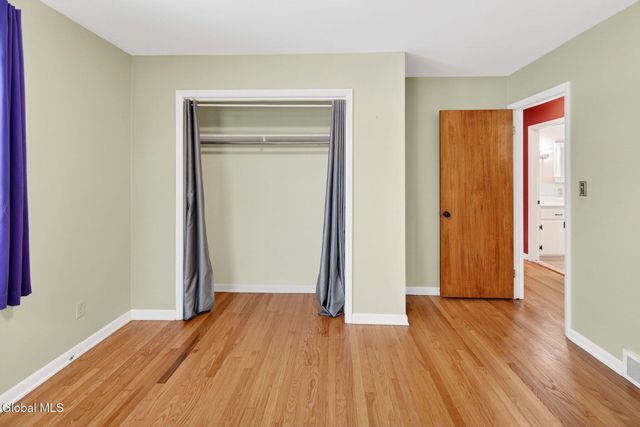 1165 Cresse Avenue, Schenectady, NY 12309