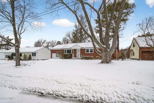 1165 Cresse Avenue, Schenectady, NY 12309