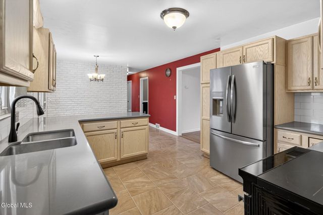 1165 Cresse Avenue, Schenectady, NY 12309