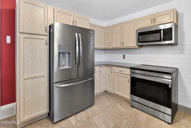 1165 Cresse Avenue, Schenectady, NY 12309