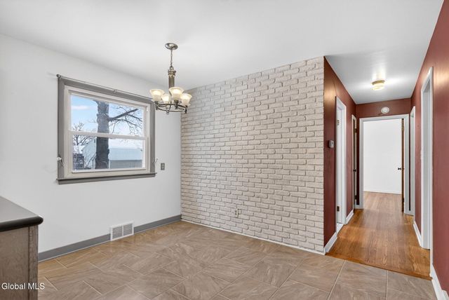 1165 Cresse Avenue, Schenectady, NY 12309