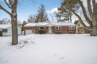 1165 Cresse Avenue, Schenectady, NY 12309