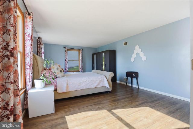 1808 BLACKLATCH LN, Middletown, PA 17057