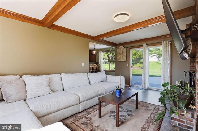 1808 BLACKLATCH LN, Middletown, PA 17057