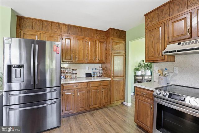 1808 BLACKLATCH LN, Middletown, PA 17057