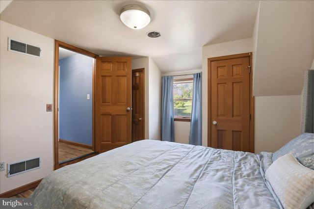 1808 BLACKLATCH LN, Middletown, PA 17057