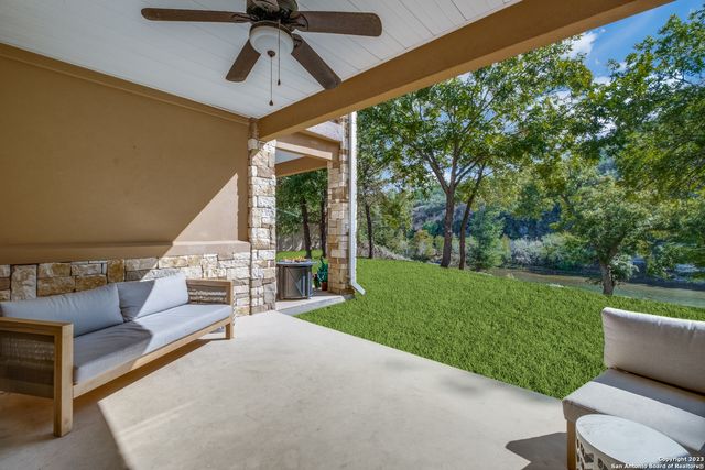 540 River Run Apt 102, New Braunfels, TX 78132