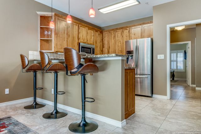 540 River Run Apt 102, New Braunfels, TX 78132