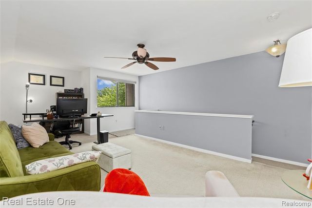 732 Hamilton Court, Rochester Hills, MI 48307