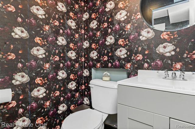 732 Hamilton Court, Rochester Hills, MI 48307