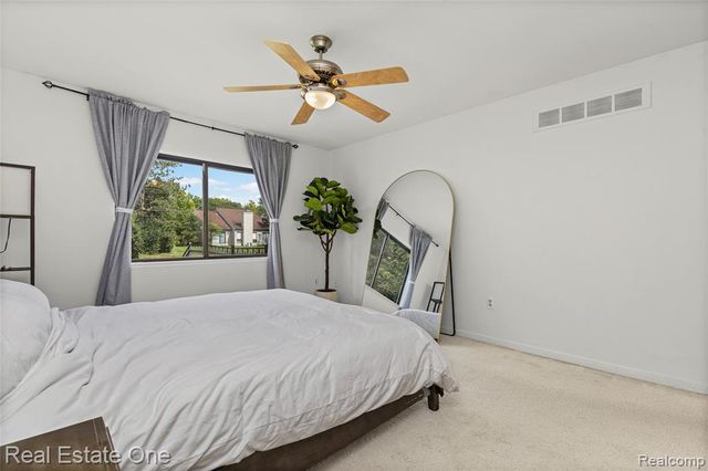 732 Hamilton Court, Rochester Hills, MI 48307