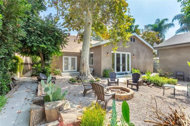 5825 Fulton Avenue, Valley Glen, CA 91401