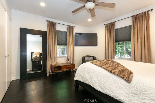5825 Fulton Avenue, Valley Glen, CA 91401