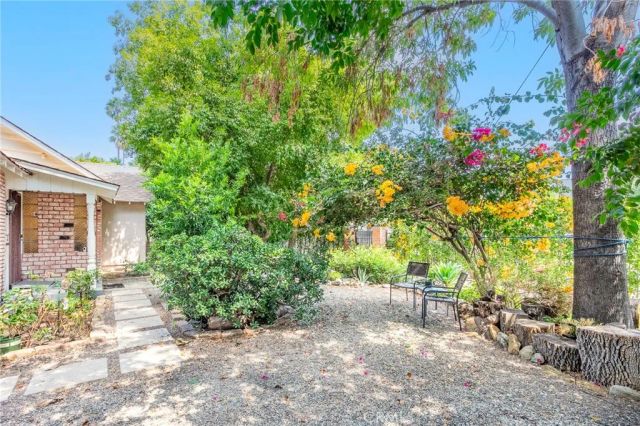 5825 Fulton Avenue, Valley Glen, CA 91401