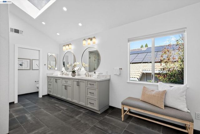 749 Sweet Water Dr, Danville, CA 94506