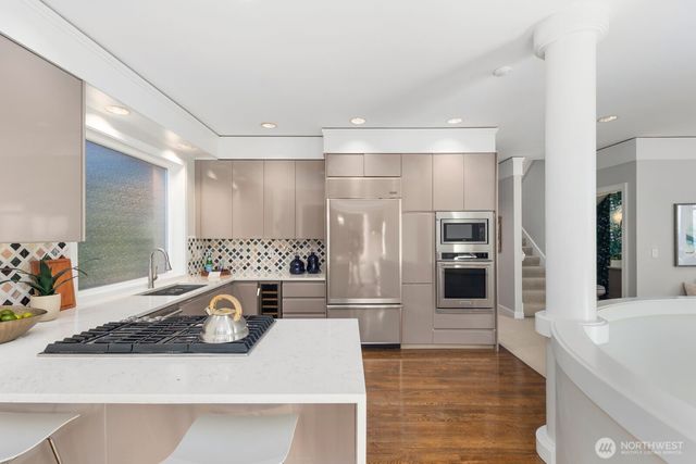 1717 Ferry Avenue SW, Seattle, WA 98116