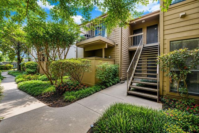 10053 Westpark Drive 288, Houston, TX 77042