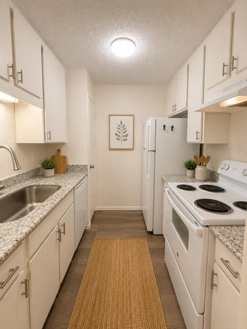 10053 Westpark Drive 288, Houston, TX 77042