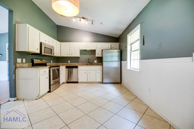 1076 Desert Shield Street, Hinesville, GA 31313
