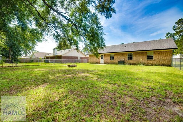 1076 Desert Shield Street, Hinesville, GA 31313