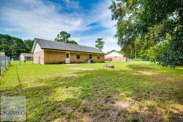 1076 Desert Shield Street, Hinesville, GA 31313
