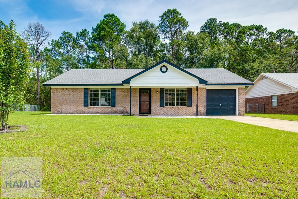 1076 Desert Shield Street, Hinesville, GA 31313