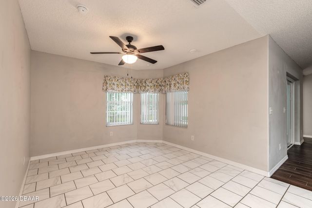 22 Raeland Lane, Palm Coast, FL 32164