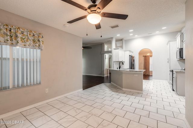 22 Raeland Lane, Palm Coast, FL 32164