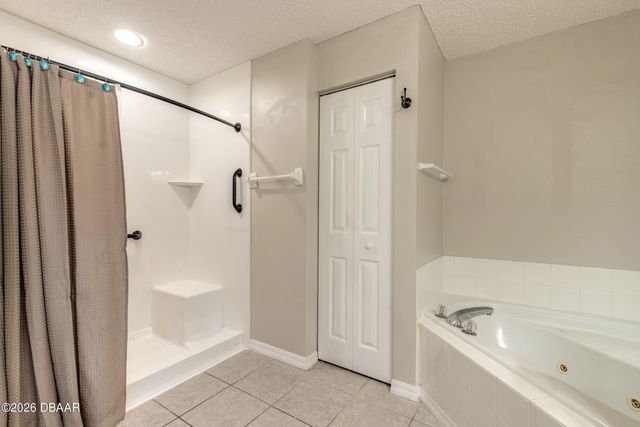 22 Raeland Lane, Palm Coast, FL 32164