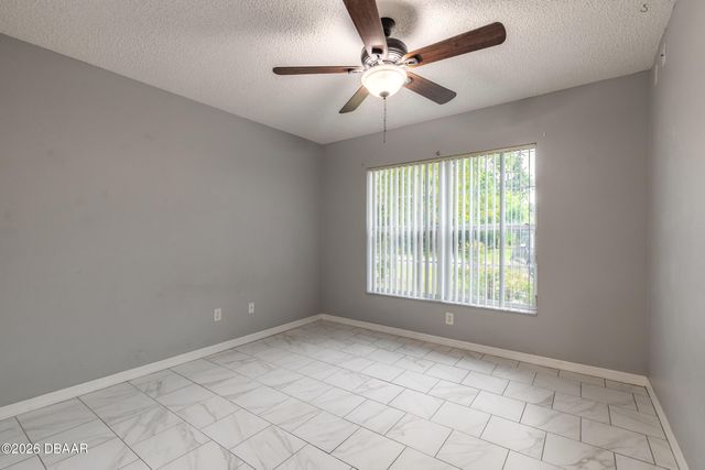 22 Raeland Lane, Palm Coast, FL 32164