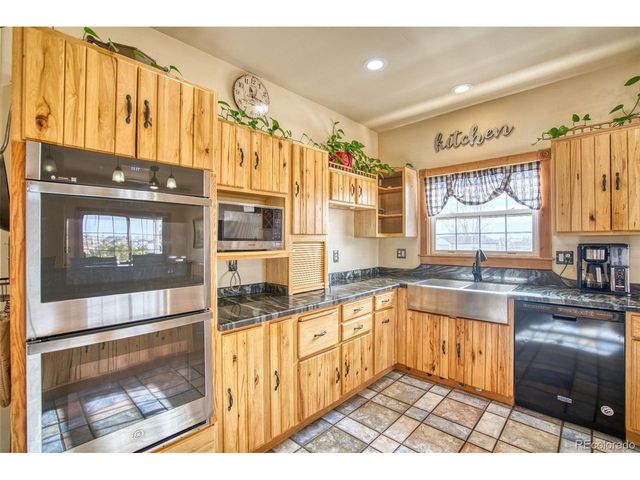 39445 Main St, Eaton, CO 80615