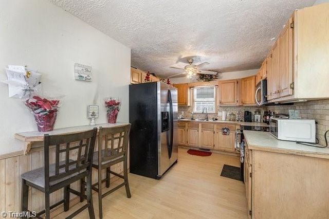 221 Dogtrot Road, Mocksville, NC 27028