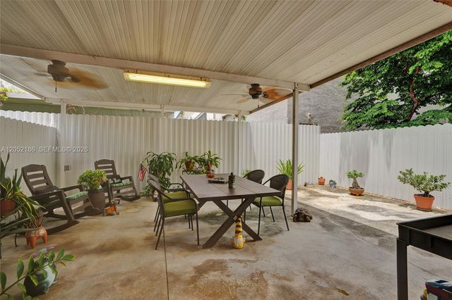 2359 W 74th St 1-104, Hialeah, FL 33016