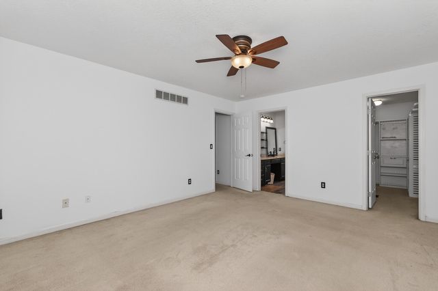 596 Buckshire Glen Drive, Florence, KY 41042