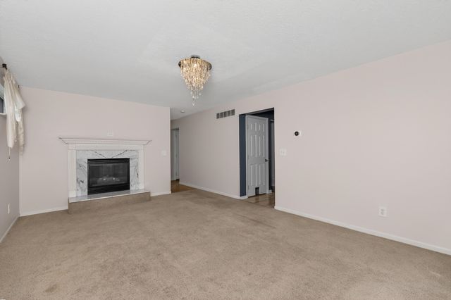 596 Buckshire Glen Drive, Florence, KY 41042
