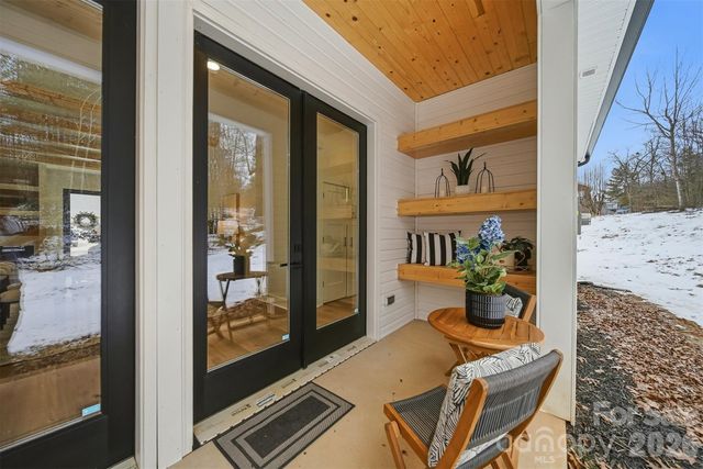 303 Wittenburg Springs Drive, Bethlehem, NC 28601