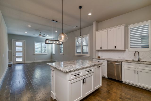 218 Wimberly Street, Fort Worth, TX 76107