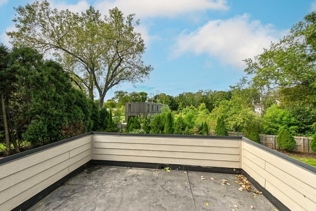 7801 N Regent ROAD, Fox Point, WI 53217