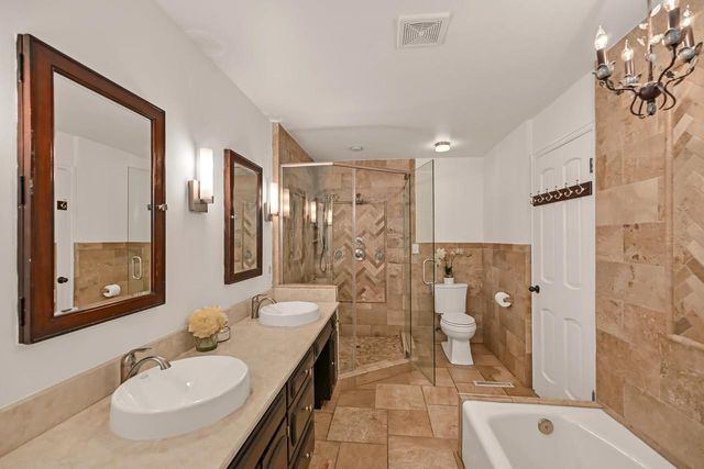 7801 N Regent ROAD, Fox Point, WI 53217