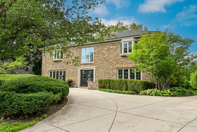 7801 N Regent ROAD, Fox Point, WI 53217