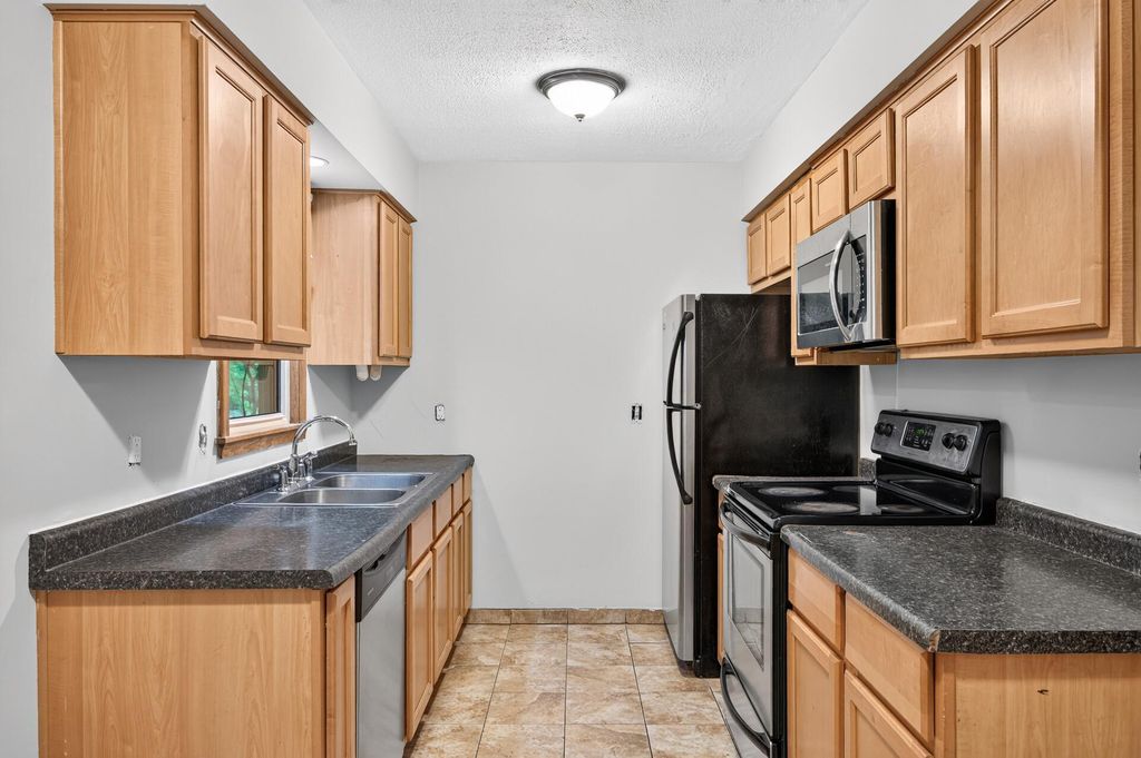 6913 Toledo Avenue N, Brooklyn Center, MN 55429 — photo 4