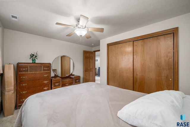 7708 W Justice St Street, Sioux Falls, SD 57106