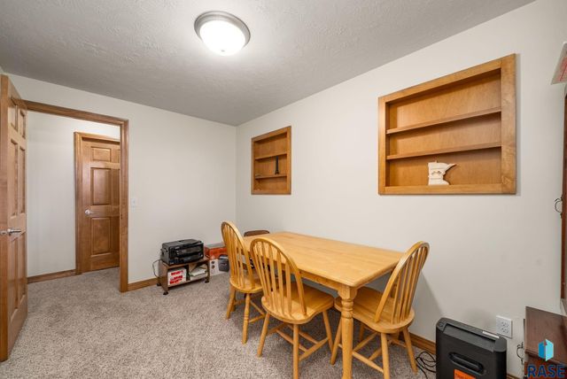 7708 W Justice St Street, Sioux Falls, SD 57106