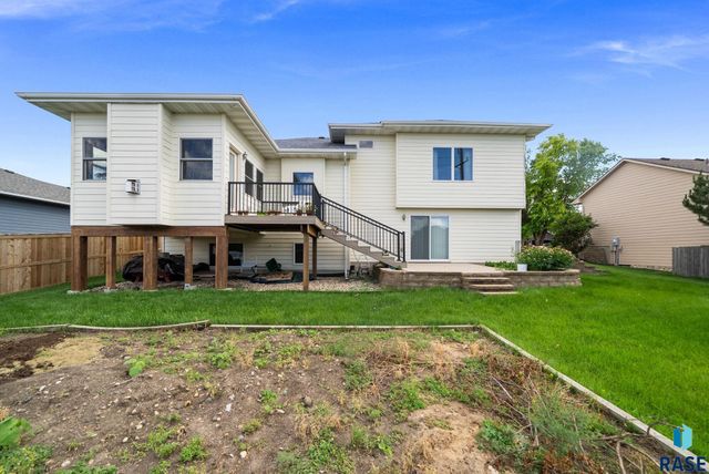 7708 W Justice St Street, Sioux Falls, SD 57106