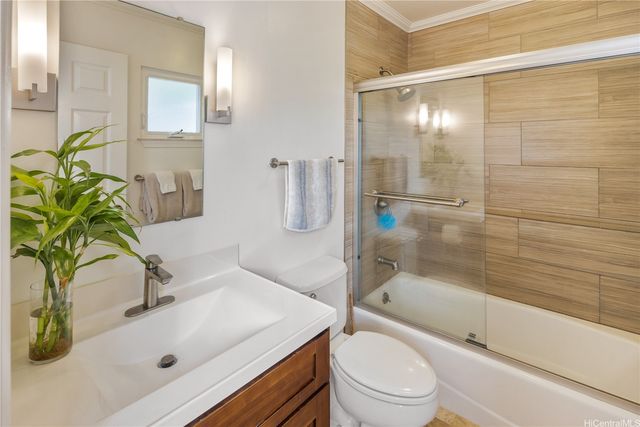 718 Alewa Drive, Honolulu, HI 96817