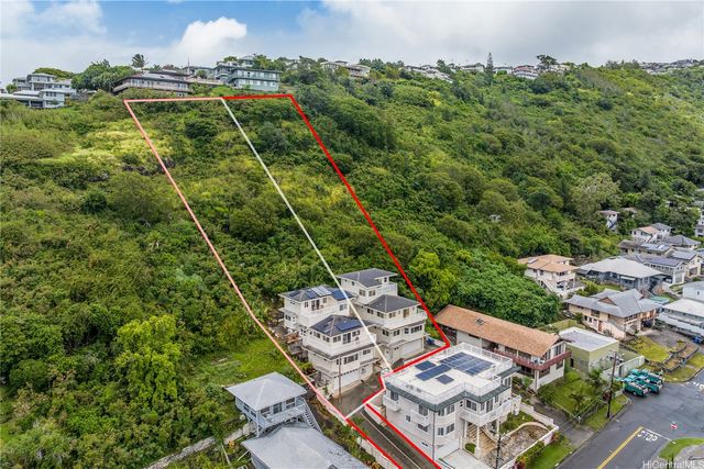 718 Alewa Drive, Honolulu, HI 96817