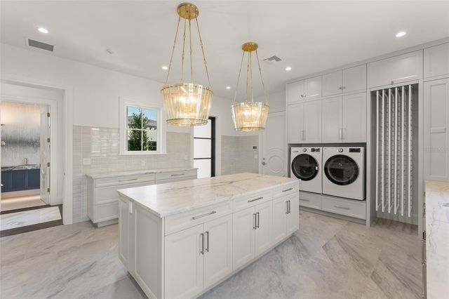 3057 PORTO LAGO COURT, Windermere, FL 34786