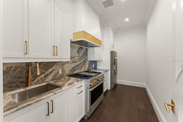 3057 PORTO LAGO COURT, Windermere, FL 34786