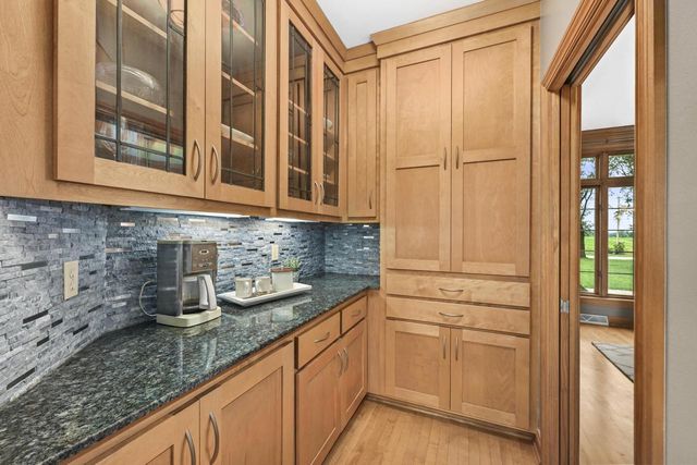 N56W27072 Lisbon ROAD, Lisbon, WI 53089